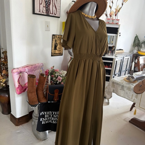 Piper & Scoot Dresses & Skirts - Olive V-Neck Smocked-Waist Maxi Dress